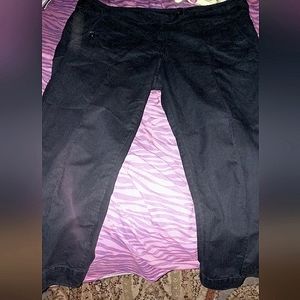 BCBGirls modern black pinstripe capri pants